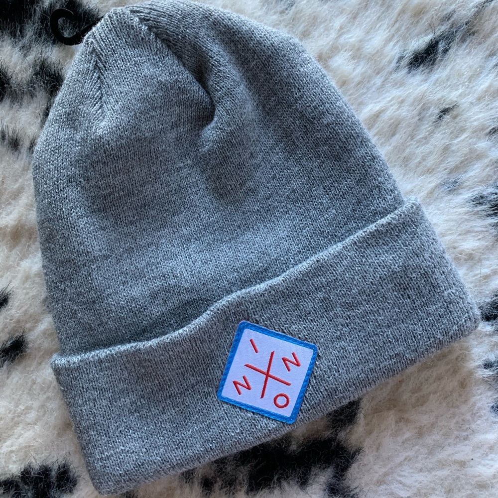 Nixon beanie NWT